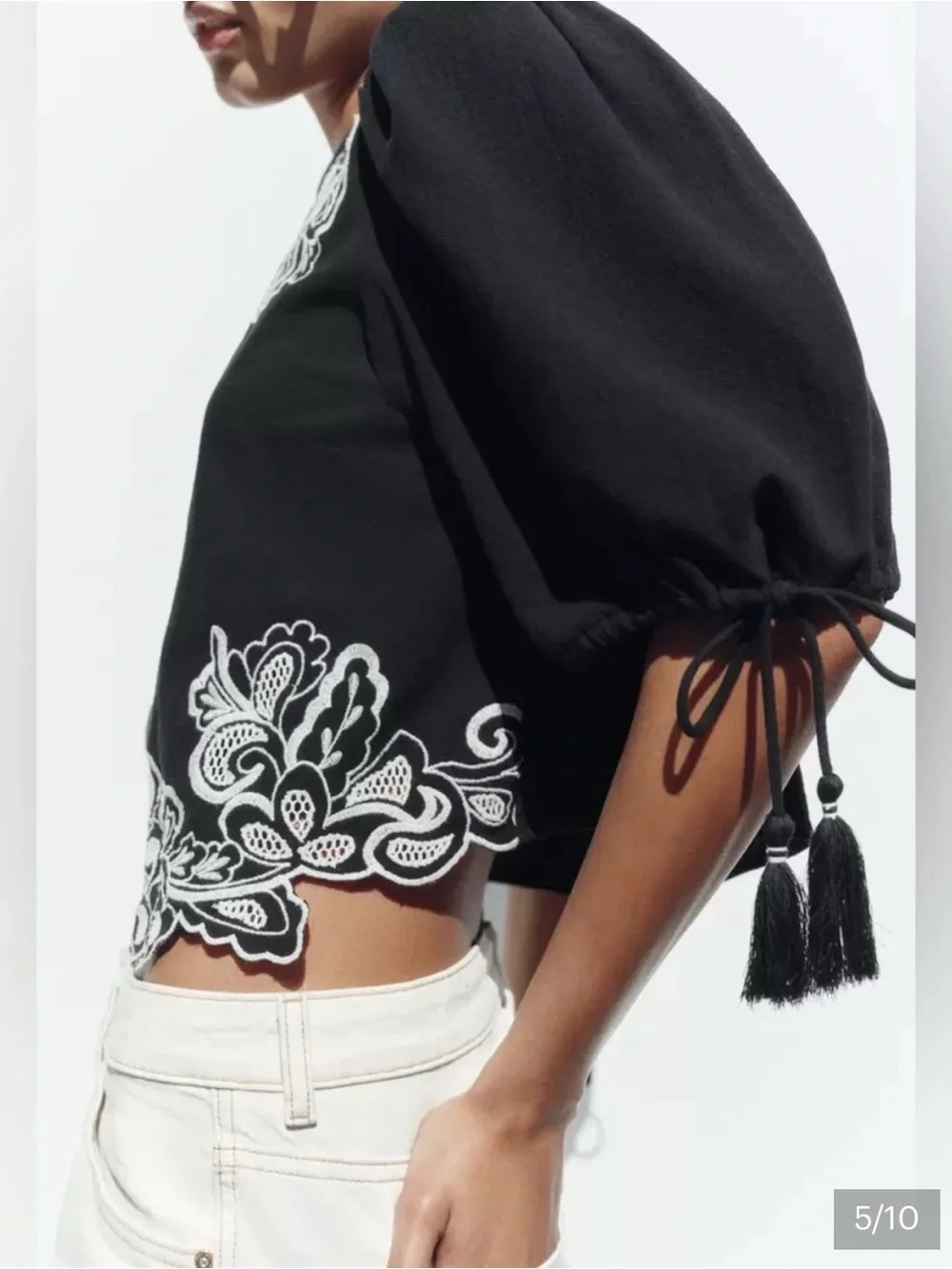 Zara Black Puff-Sleeve Top with White Floral Embroidery